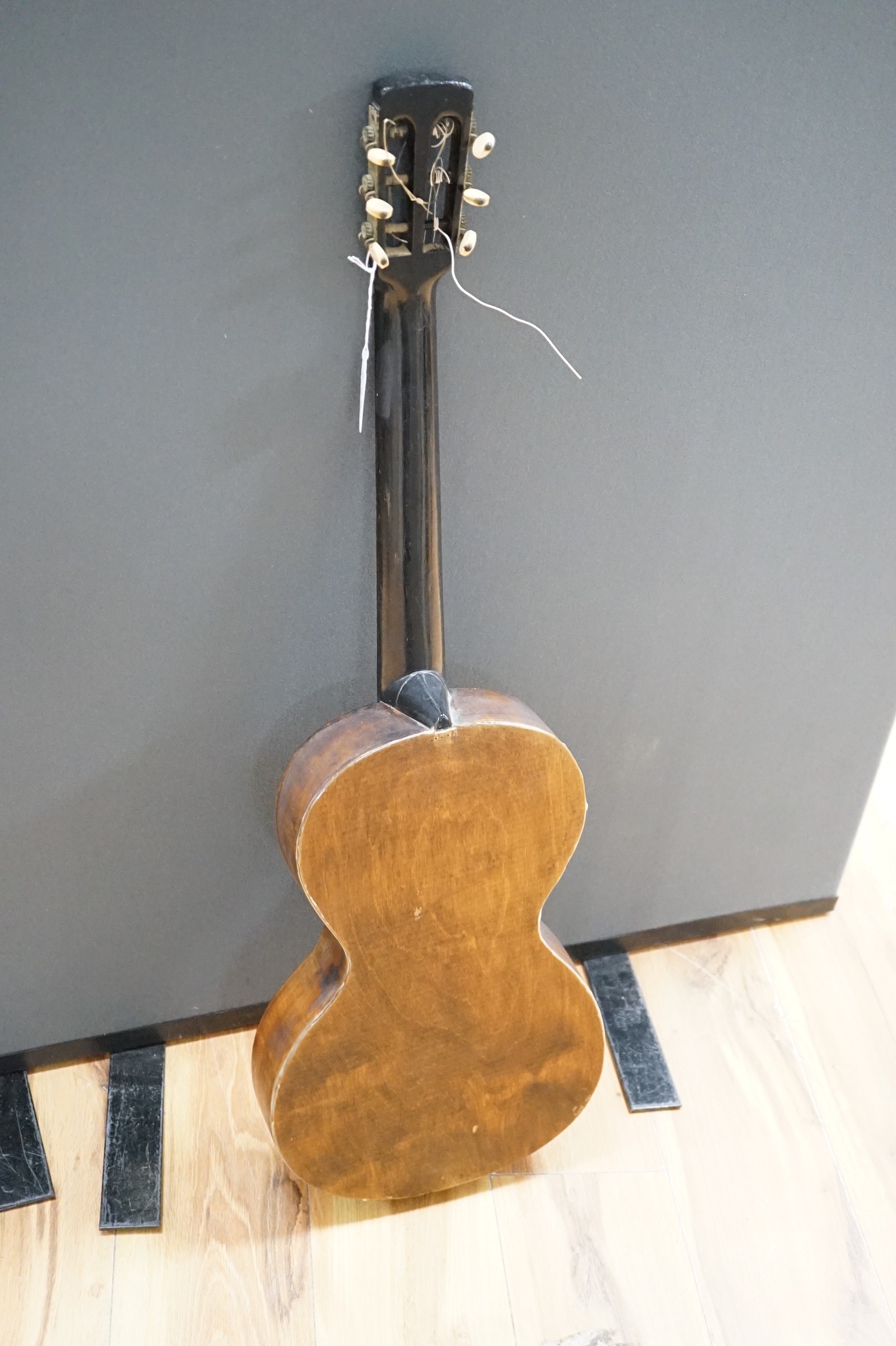 A Parlour guitar